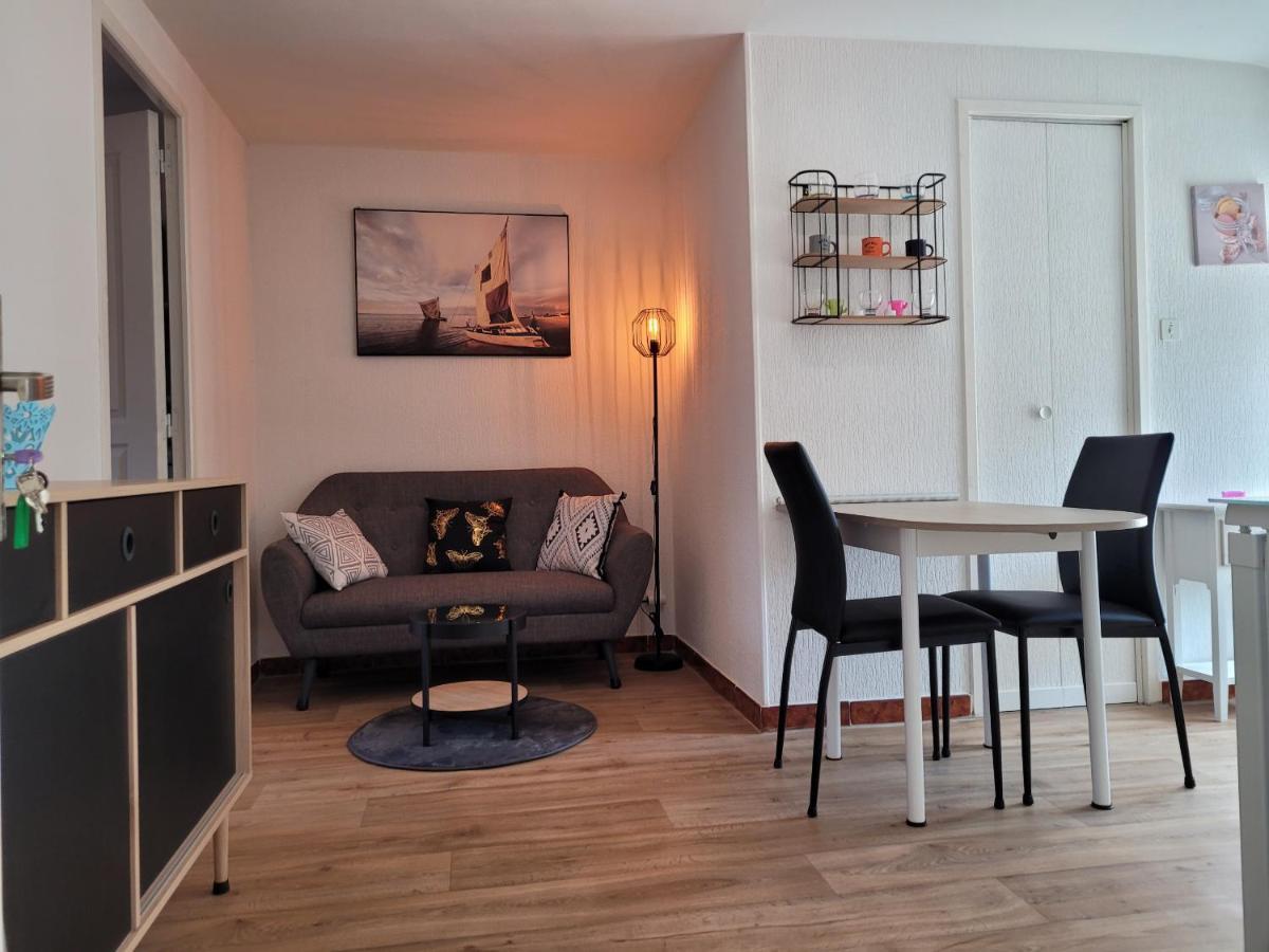 Une Pause Chez Rosie Apartment การ์กาซอน ภายนอก รูปภาพ